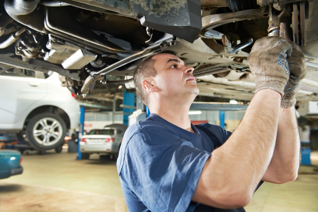 a car mechanic