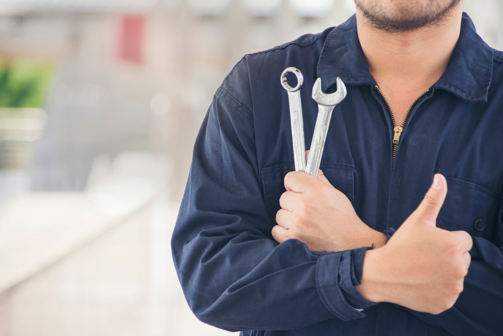 Getting car maintenance services