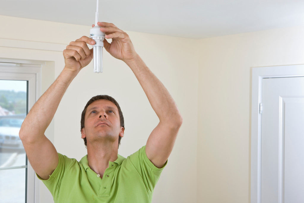 installing new bulb